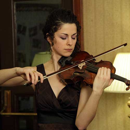 Alexandra Bourque Violin Instructor at Mint Music
