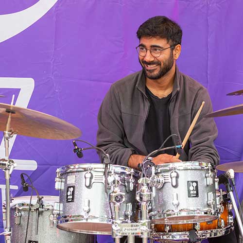 Dhaivat Jani - Drums, Hand Drums, Drum Circle, Tabla, Rock Band, Recording, Mixing and Production Instructor at MintMusic